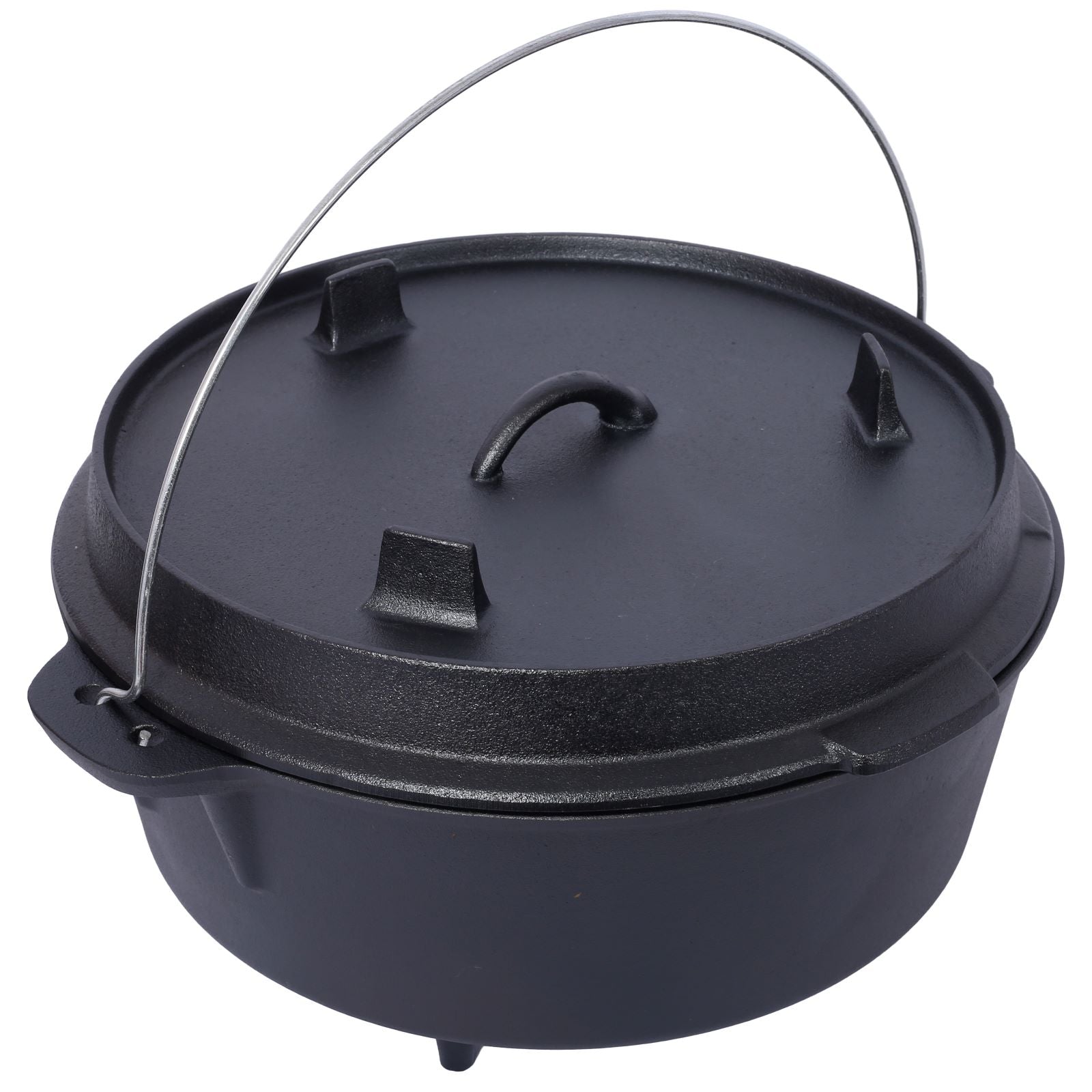 Cast pot for campfire cooking of stews, chili and camp bread